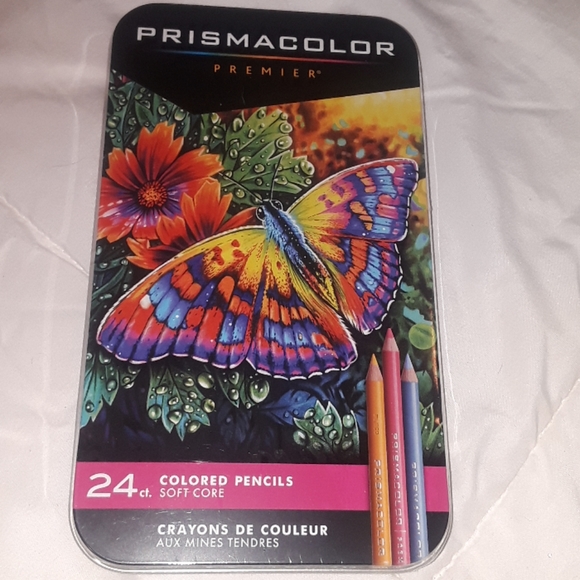 prismacolor Other - Prismacolor 24 colored pencils